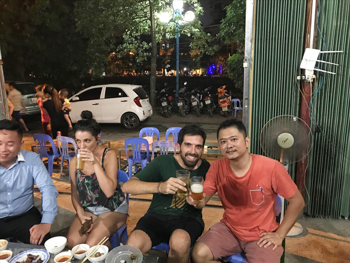 Ngẩu Pín Nướng Hùng Tâm - Set 4-6 Người - Nướng Bụi + Lẩu Sườn Sụn Om Me
