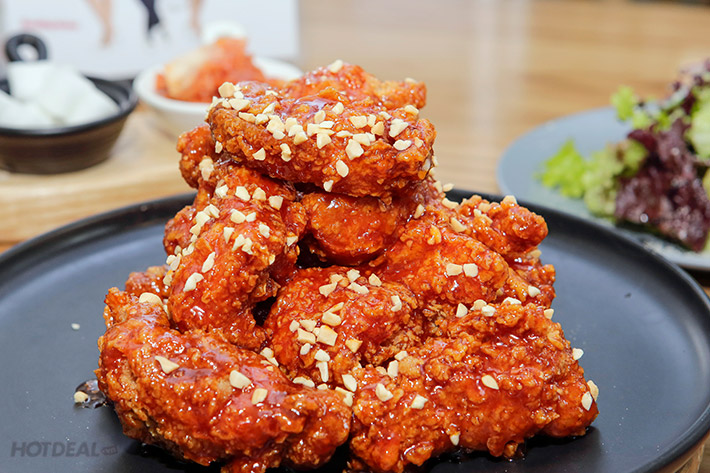 BBQ Chicken Premium – Combo Gà Hot Nhất Hàn Quốc Sử Dụng 100% Dầu Olive Chiên Gà 353342-353342-body%20(11)
