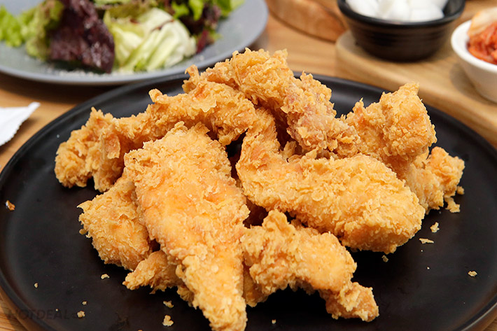 BBQ Chicken Premium – Combo Gà Hot Nhất Hàn Quốc Sử Dụng 100% Dầu Olive Chiên Gà 353342-353342-body%20(4)