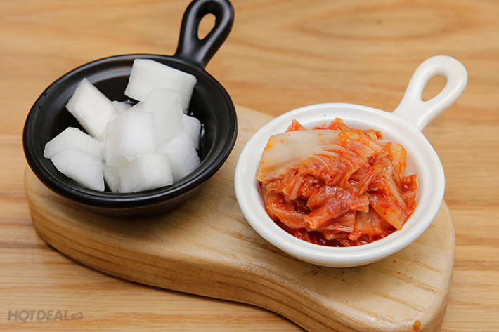 BBQ Chicken Premium – Combo Gà Hot Nhất Hàn Quốc Sử Dụng 100% Dầu Olive Chiên Gà 353342-353342-body%20(8)