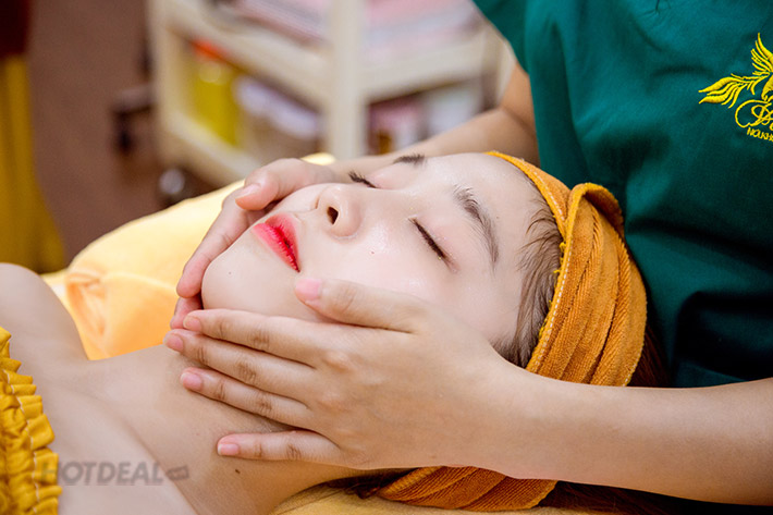Chăm Sóc Da Mặt Thải Chì Sáng Bừng Sức Sống Tại Venus Spa