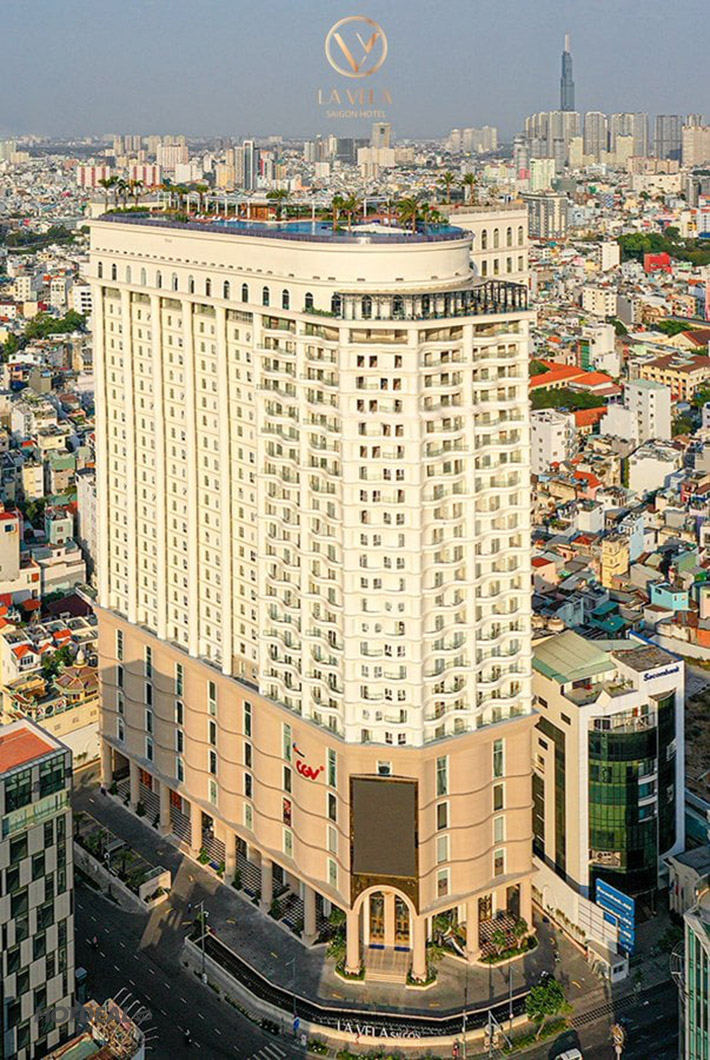 La Vela Saigon Hotel 5* - Buffet Tối Hải Sản Tôm Hùm, Cua Tuyết, Bào Ngư,  Soup Vi Cá, Sashimi Không Giới Hạn – Free Flow Rượu Vang, Bia, Nước Ngọt,  Nước